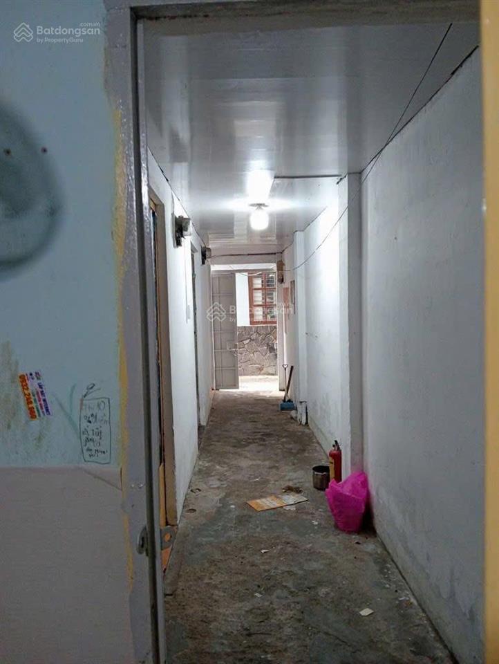 Bán gấp, nhà cũ tiện xây mới, 74m2, 1 trệt gác, 4 pn, 4wc, lâm văn bền, quận 7