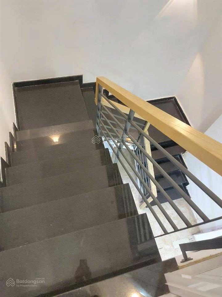 Bán đất tặng nhà 2 tầng ,kd được ,dt 55m2 ,trần hưng đạo ,cầu ông lãnh, quận 1