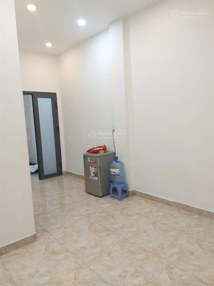 Bán đất tặng nhà 2 tầng ,kd được ,dt 55m2 ,trần hưng đạo ,cầu ông lãnh, quận 1