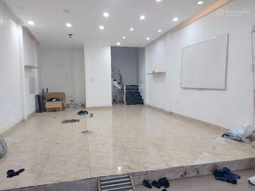 Bán đất tặng nhà 2 tầng ,kd được ,dt 55m2 ,trần hưng đạo ,cầu ông lãnh, quận 1