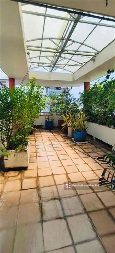Nhà 6 tầng  mặt tiền kinh doanh  ngang 4x18m  khánh hội  quận 4