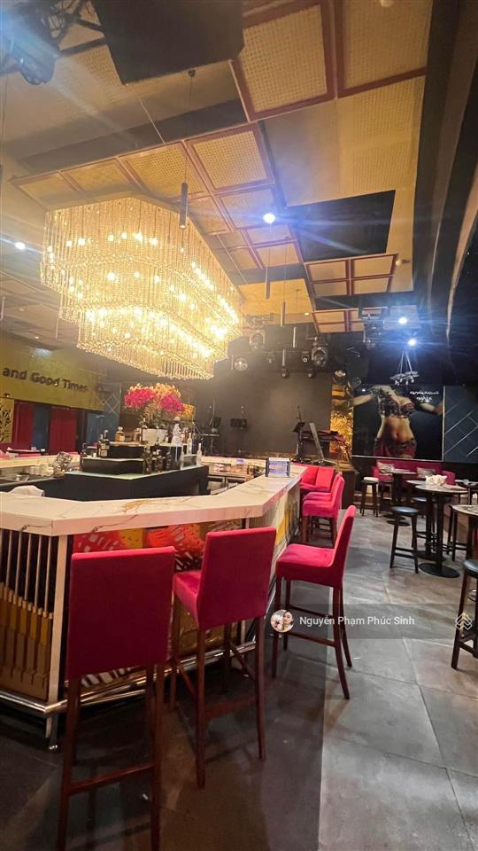 Dòng tiền 1,8 tỷ bán gấp căn góc 2 mặt tiền ngang 12x19m  trần đình xu cầu ông lãnh  quận 1