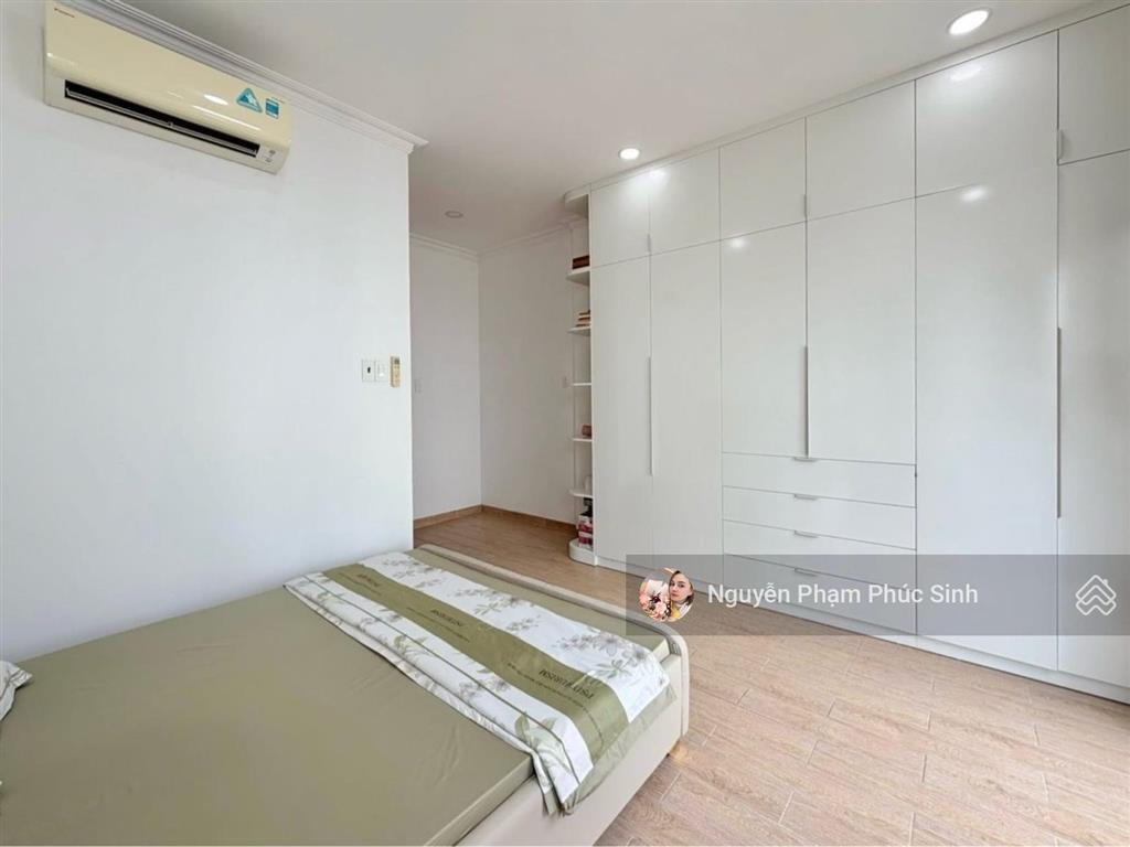 Bán gấp, nhà 4,2 x 9 m, 1 trệt 3 lầu, sân thượng, gồm 3 pn, nguyễn văn nguyễn, tân định, quận 1
