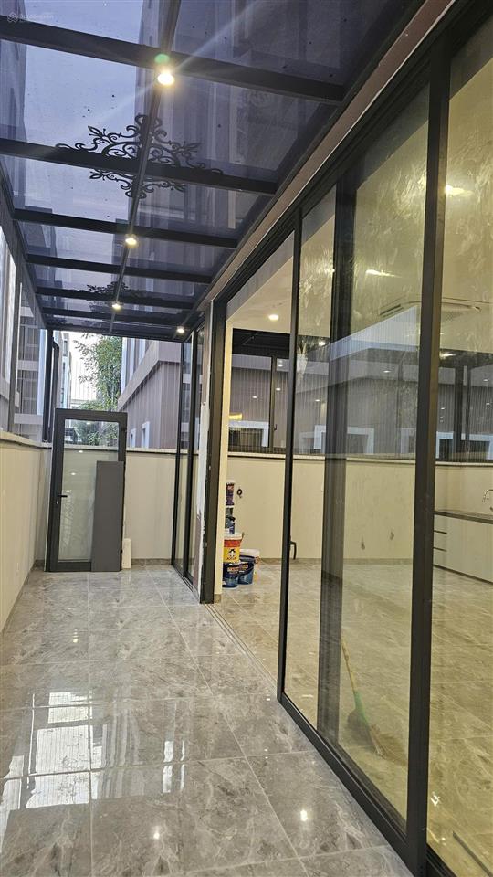 Lk xẻ khe đẹp ad 11, 98m², 5 tầng, đã hoàn thiện 3 tầng cực đẹp, về ở luôn giá yêu thương 14,5 tỷ
