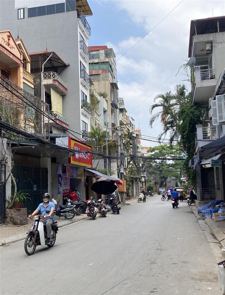 Cho thuê tầng 1 nhà mặt phố vương thừa vũ, thanh xuân, hn