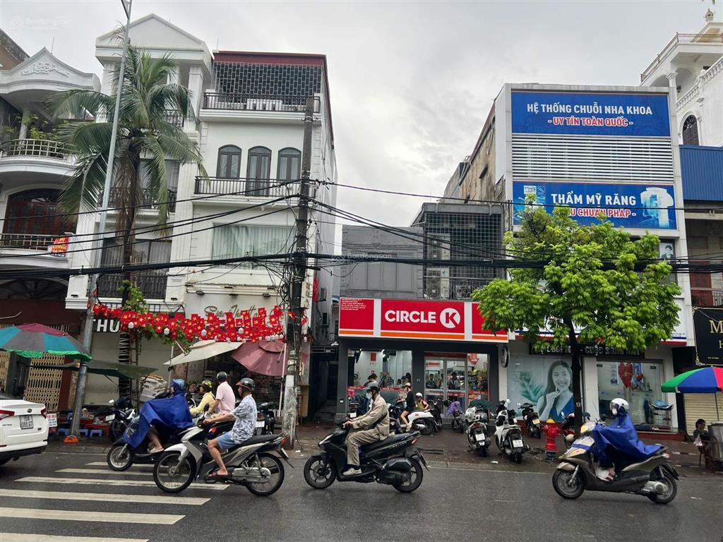 Cho thuê nhà mặt phố tô hiệu 80m2 x 3 tầng vỉa hè rộng giá 35tr/tháng