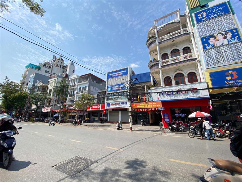 Cho thuê nhà mặt phố tô hiệu 80m2 x 3 tầng vỉa hè rộng giá 35tr/tháng