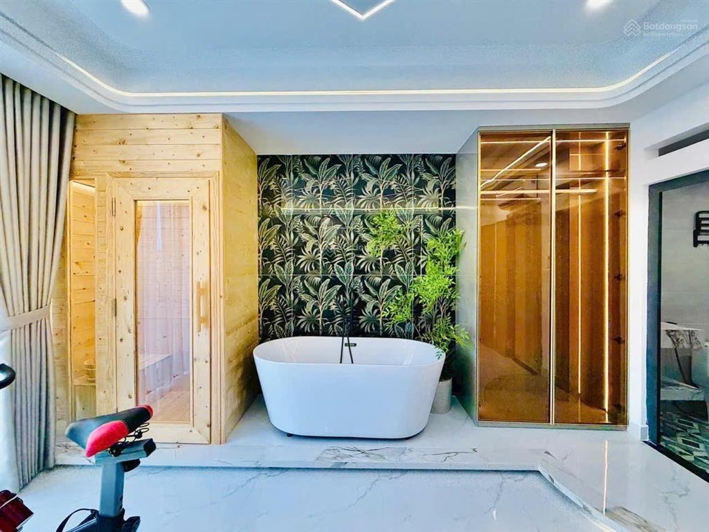 Chủ giảm mạnh 1 tỷ! bán gấp căn nhà đường phạm văn chiêu, quận gò vấp. ngay chợ thạch đà. 12,68 tỷ