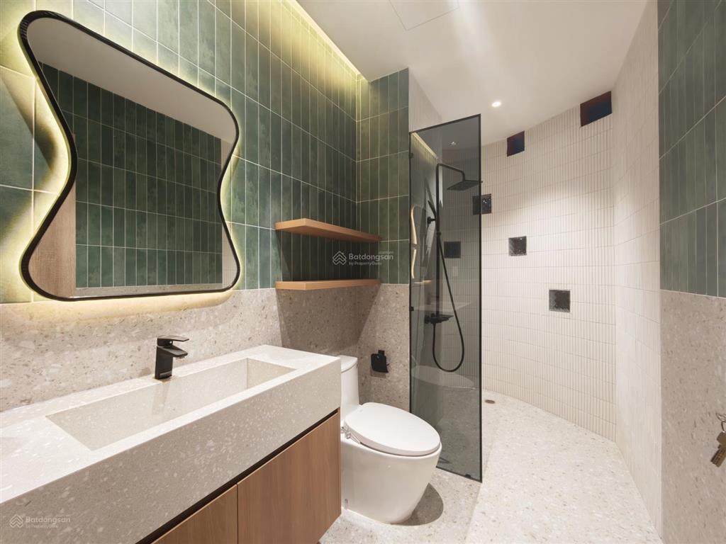 Bán nhà phố mặt tiền dương cát lợi, nhà bè, 4 tầng (5x30m), thang máy, full nội thất cao cấp