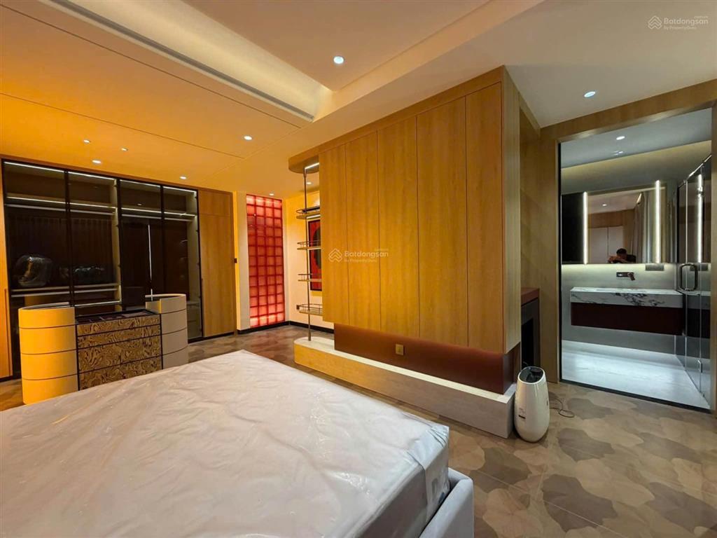 Bán nhà phố đường lý phục man, phường tân thuận, tp. hcm. nhà mới 4 tầng (7m x 8m), full nội thất