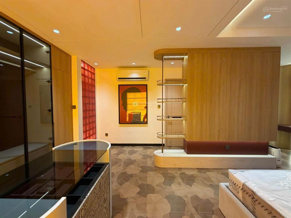 Bán nhà phố đường lý phục man, phường tân thuận, tp. hcm. nhà mới 4 tầng (7m x 8m), full nội thất