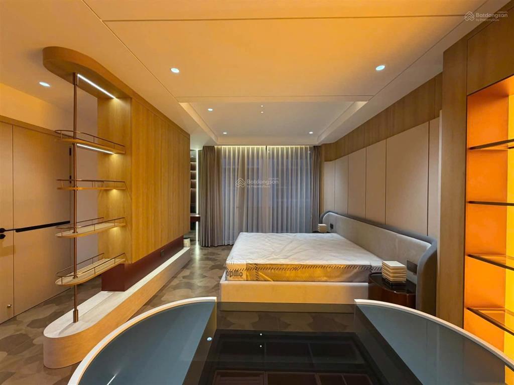 Bán nhà phố đường lý phục man, phường tân thuận, tp. hcm. nhà mới 4 tầng (7m x 8m), full nội thất