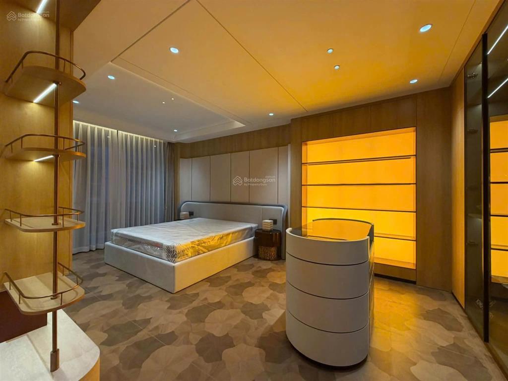 Bán nhà phố đường lý phục man, phường tân thuận, tp. hcm. nhà mới 4 tầng (7m x 8m), full nội thất