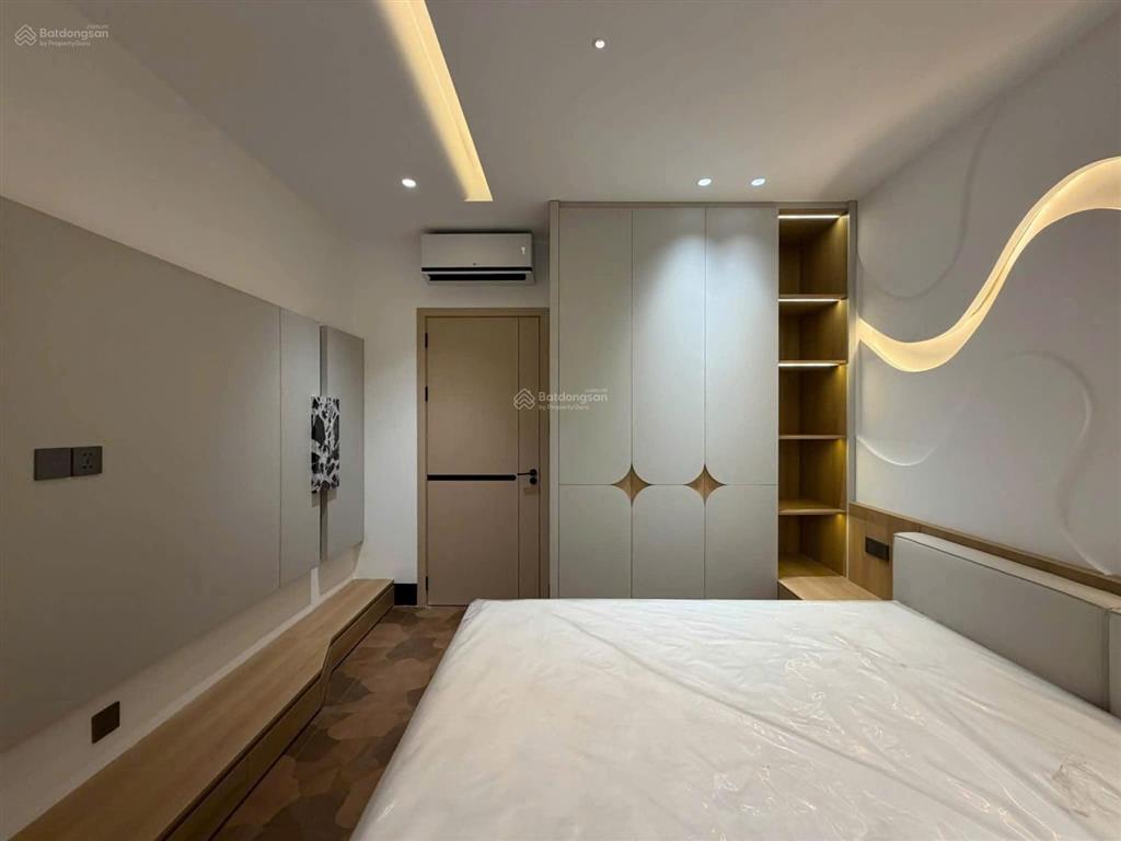 Bán nhà phố đường lý phục man, phường tân thuận, tp. hcm. nhà mới 4 tầng (7m x 8m), full nội thất