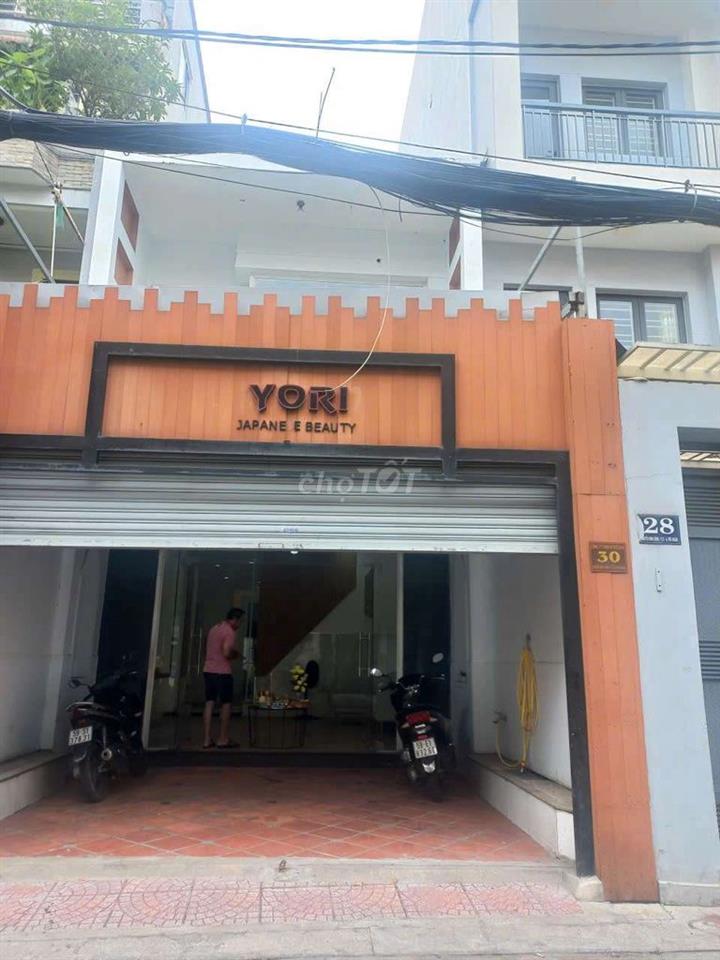 mặt tiền Nguyễn Đình Chính cần bán