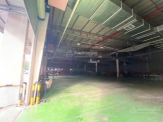 Cho thuê kho xưởng tại long biên  hà nội  diện tích kho xưởng 7000m², cắt lẻ 3500m² trở lên.