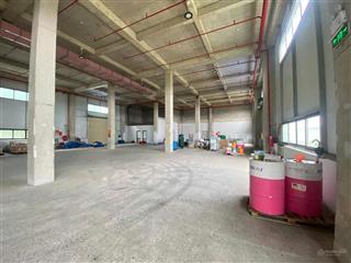 Cho thuê nhà xưởng trong kcn tại bắc ninh. diện tích xưởng  1.000m². diện tích văn phòng  100m²