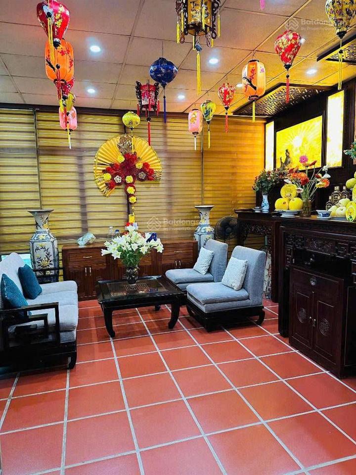 Phân lô gara ô tô phố nguyễn ngọc nại, ngõ thông kinh doanh, 65m, 18.8 tỷ.