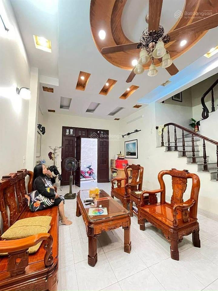 Bán nhà phân lô lê trọng tấn 70m2 ô tô cách 10m 14.8 tỷ