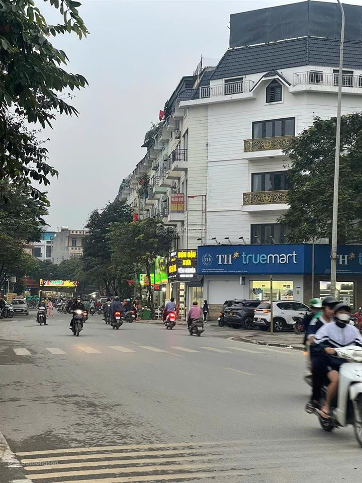 Bán nhà mặt phố nguyễn trác  hà đông  6 tầng thang máy