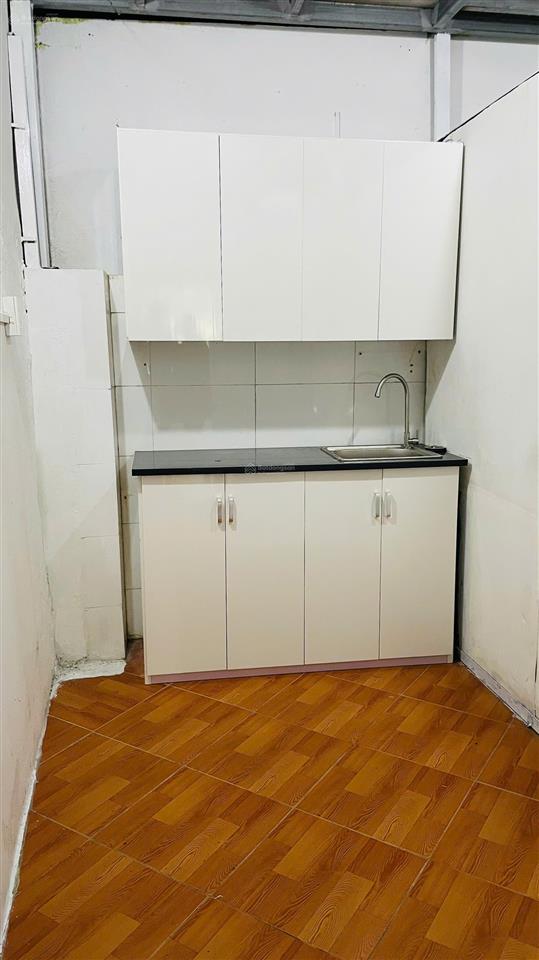 Chính chủ bán nhà mặt đường nguyễn khoái, lĩnh nam gần trường kinh doanh công nghệ