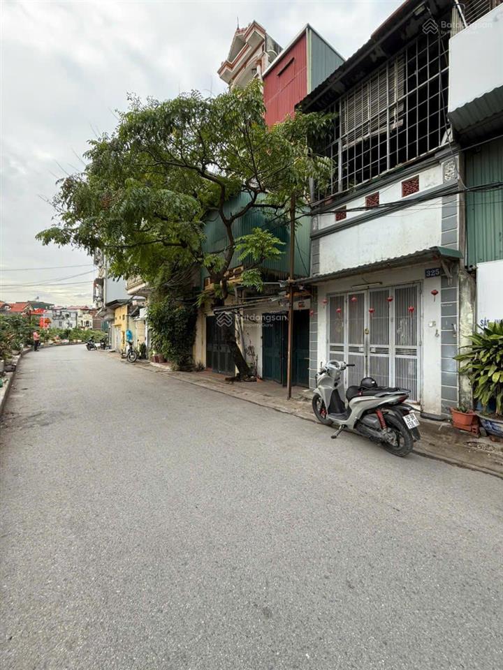 Chính chủ bán nhà mặt đường nguyễn khoái, lĩnh nam gần trường kinh doanh công nghệ