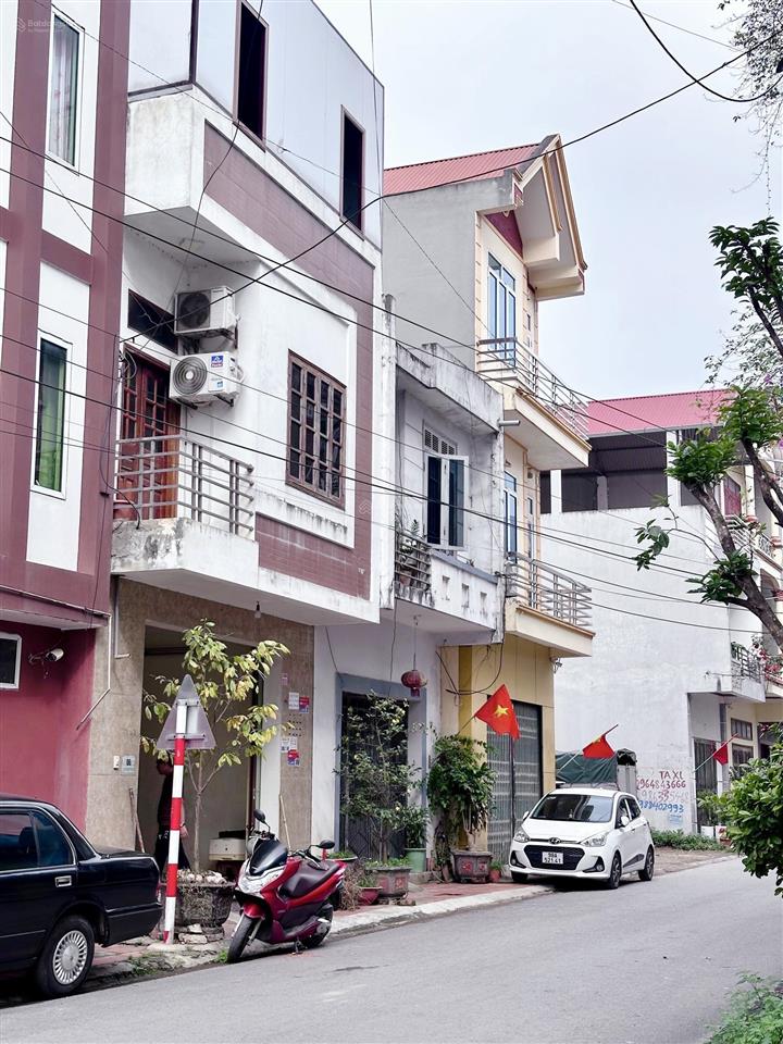 Bán căn liền kề trung tâm thị trấn thắng hiệp hoà 4pn giá đầu tư