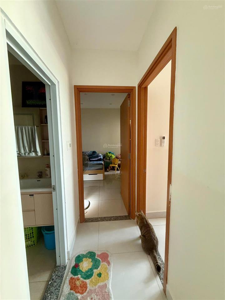 Bán căn hộ 81m2 2pn 2wc  sổ hồng cầm tay  nhà nội thất đầy đủ  tầm tầng trung giá 4,05 tỷ