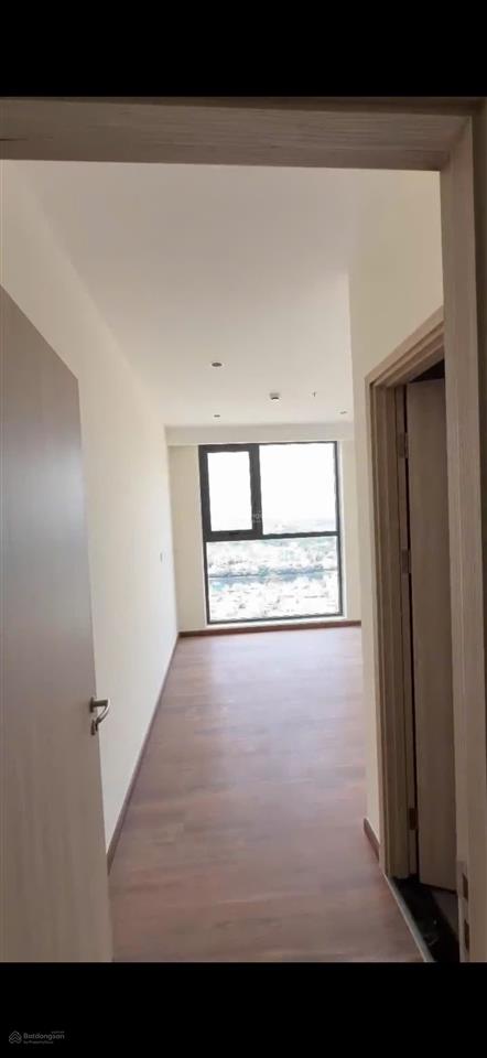 Sang nhanh hợp đồng thuê căn 2 phòng ngủ, view đẹp, tầng trung giá 4,85 tỷ (bao gồm thuế phí)