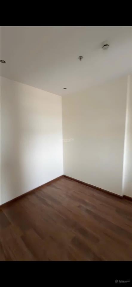Sang nhanh hợp đồng thuê căn 2 phòng ngủ, view đẹp, tầng trung giá 4,85 tỷ (bao gồm thuế phí)