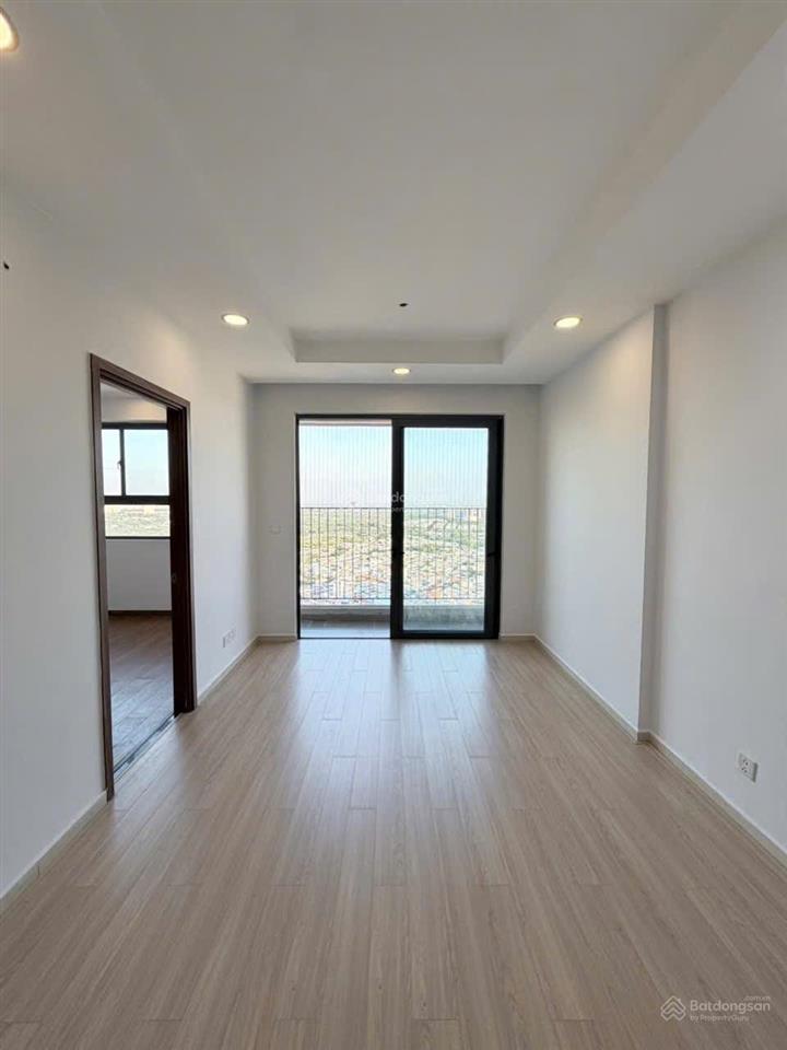 Bán nhanh căn 2pn 2wc đông nam, tầng cao thoáng 4,28 tỷ (sổ hồng sang tên ngay)