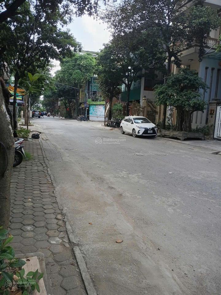 Cho thuê tòa nhà 6 tầng khu đấu giá tứ hiệp
