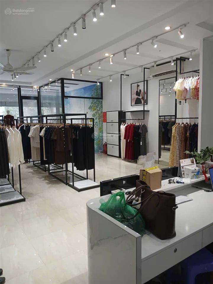 Cho thuê tòa nhà 6 tầng khu đấu giá tứ hiệp