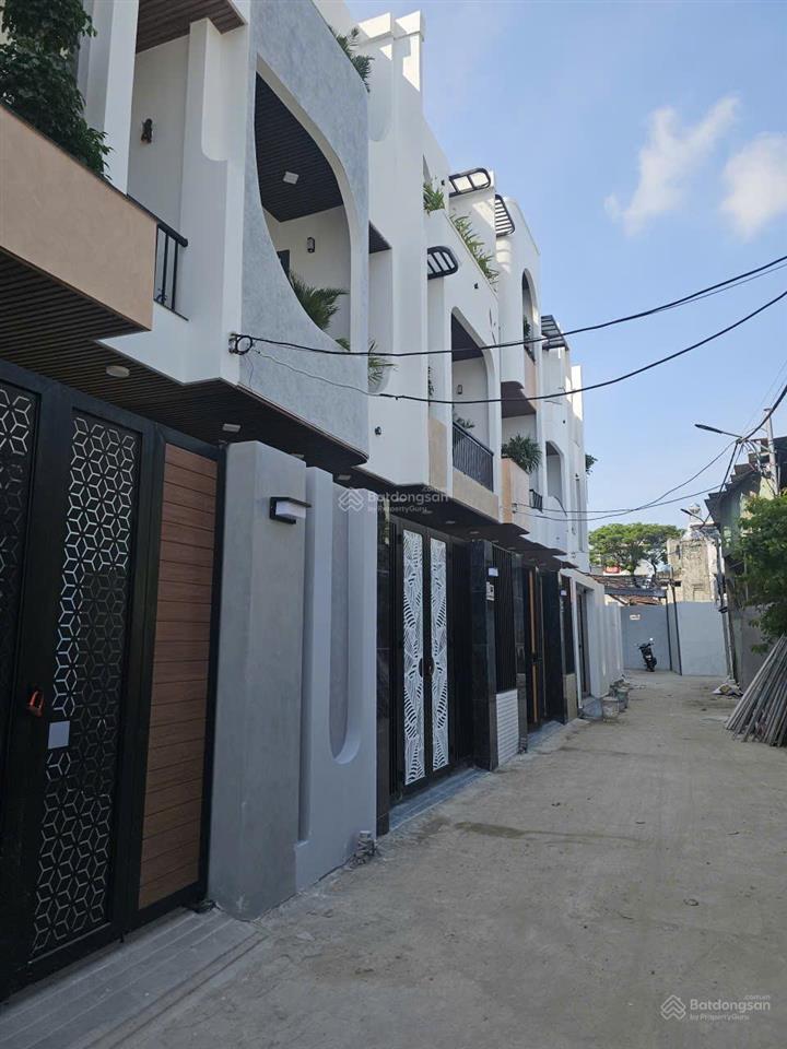 Chính chủ bán nhanh đất kiệt 4m trường chinh giá siêu rẻ.  0935 025 ***