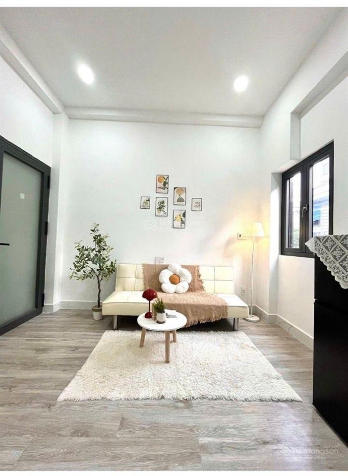 Quận 7, mặt tiền đường số 1, ngay chợ tân mỹ, ngang 5 x 20m, 2 tầng, 6pn, 6wc, chỉ 9 tỉ x