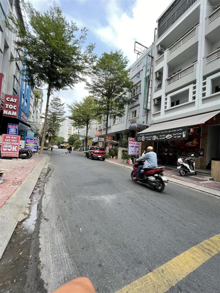 Hiếm  bán đất kdc kim sơn  p. tân phong quận 7  200m2  ngang 10 x 20m  chỉ 26tỉ nhỉnh tl