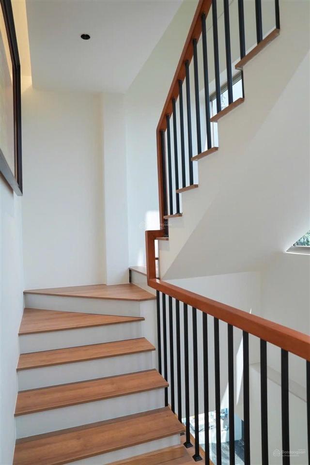 Hàng hiếm q7  biệt thự sân vườn 157m2  ngang 9m  mới toanh  kdc bộ công an  chỉ 16 tỉ nhỉnh