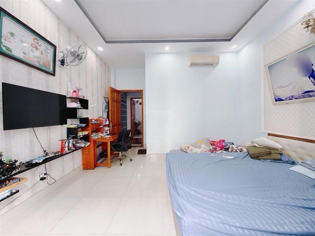 Bán nhà quận 7, hẻm xe hơi đường số 79, p. tân quy, ngang 4.7 x 16m, 4pn, chỉ 11 tỷ tl