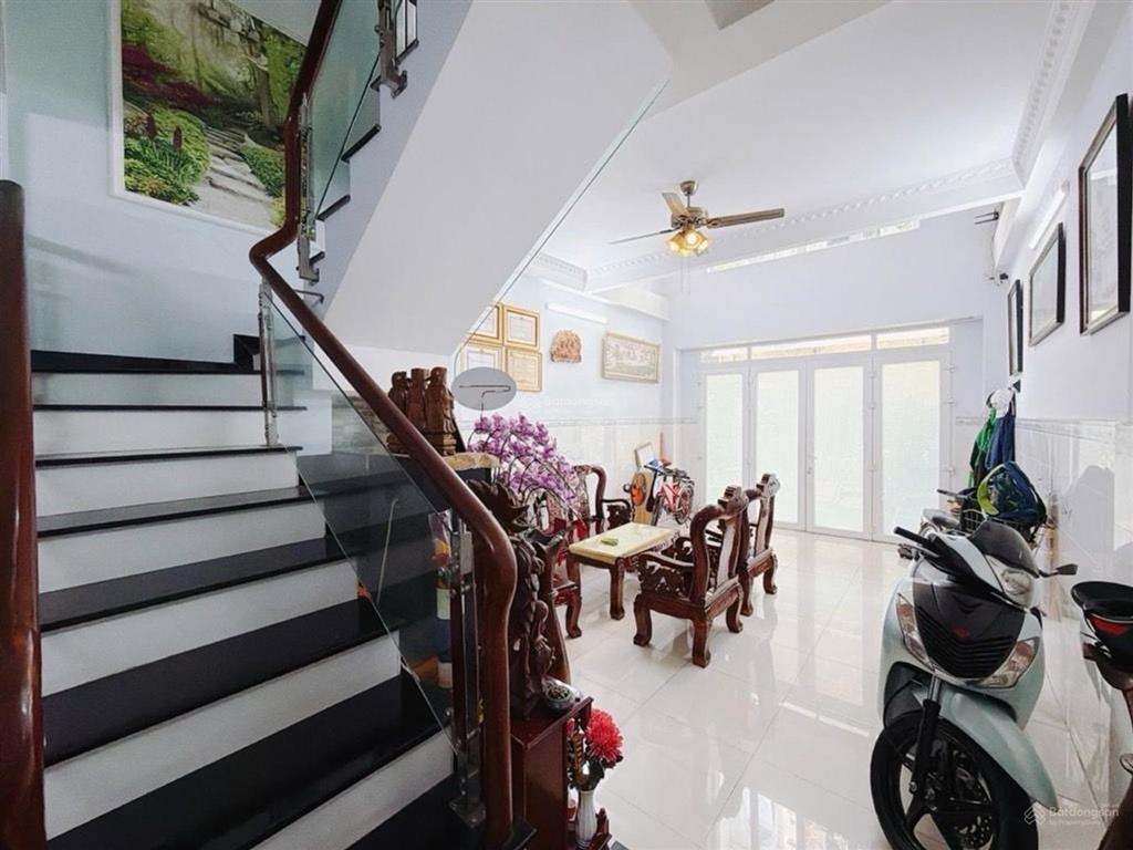Bán nhà quận 7, hẻm xe hơi đường số 79, p. tân quy, ngang 4.7 x 16m, 4pn, chỉ 11 tỷ tl