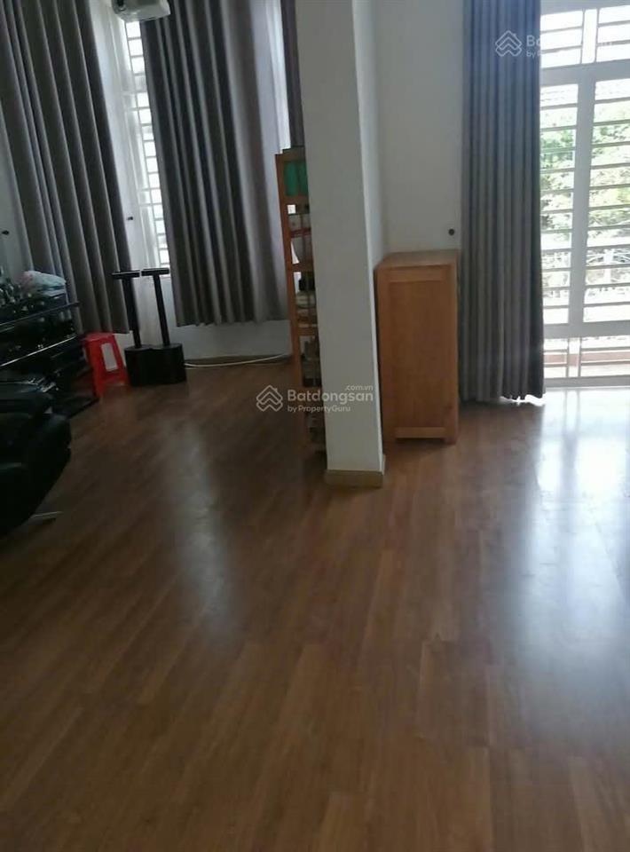 Bán nhà quận 7, lâm văn bền, hxh  ngang hiếm 7m, 3 tầng 4pn, chỉ 8tỉ nhỉnh