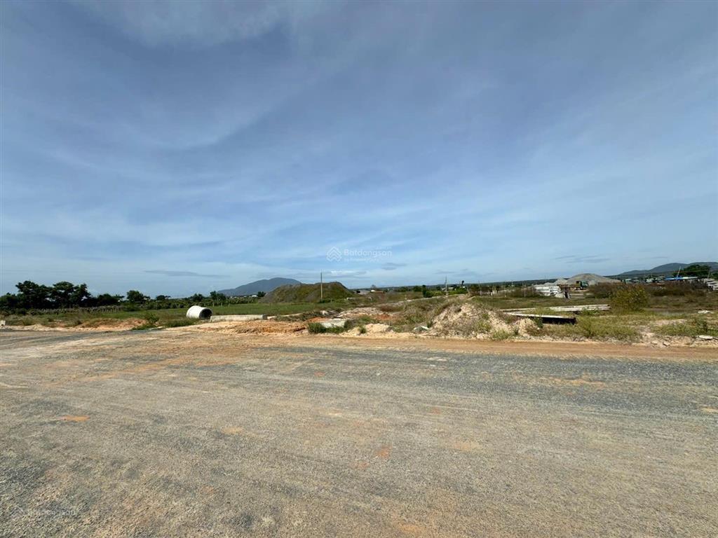Bán đất tại thôn thạnh mỹ, 4 tỷ, 709m2, hàng hiếm tại giá ưu đãi