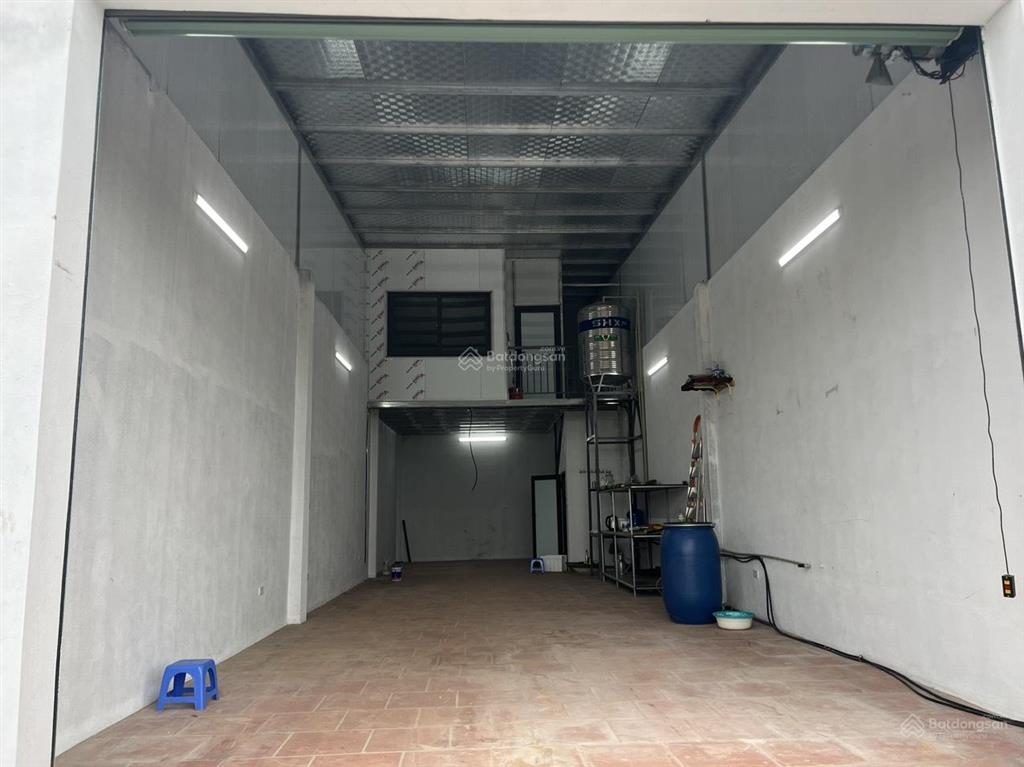 Chính chủ bán đất tặng nhà khu đấu giá x1 đông la, 11,9 tỷ, 80m2, lô góc, đang cho thuê 6tr/tháng