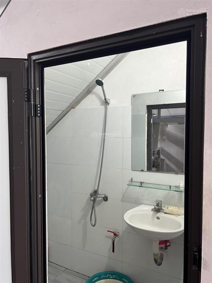 Cho thuê nhà xưởng 80m2, khu đất phân lô, xe cont vào nhà, tại la tinh, đông la cũ (xã an khánh)
