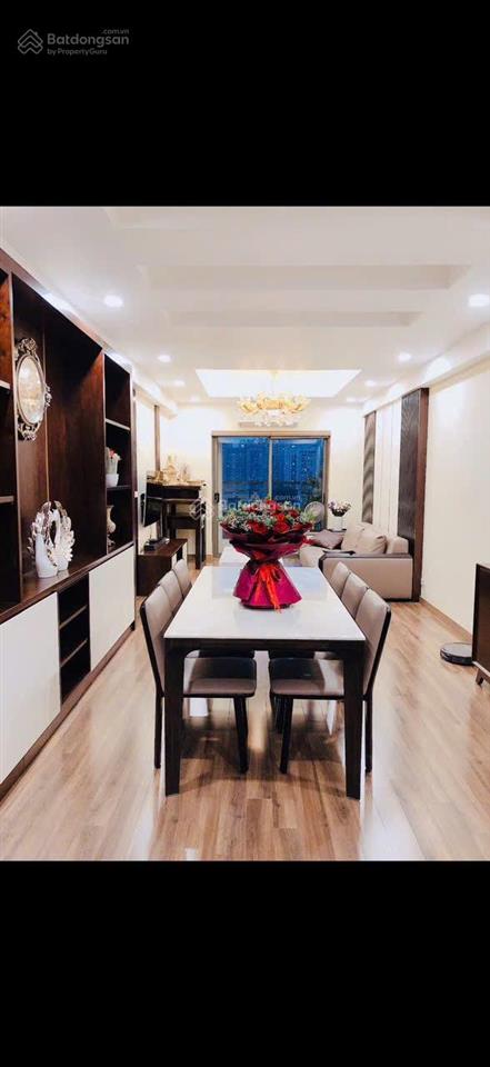 Chính chủ bán căn góc 3 ngủ đông nam 100m2