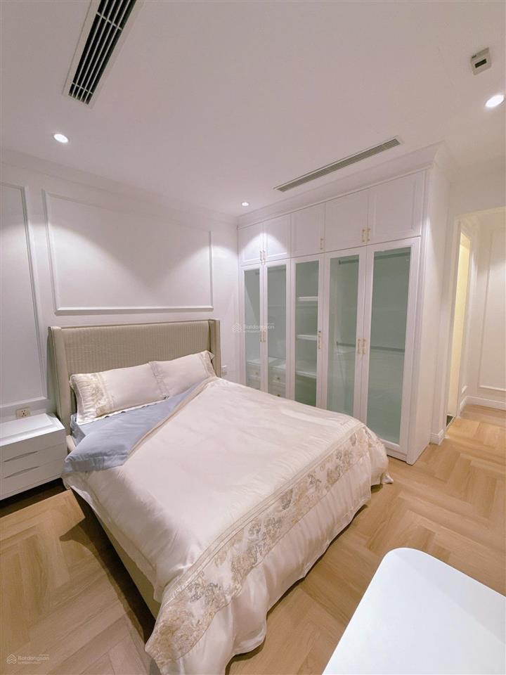 Bán căn góc 4pn times city p11  150m² view quảng trường, full nội thất mới, giá 21 tỷ