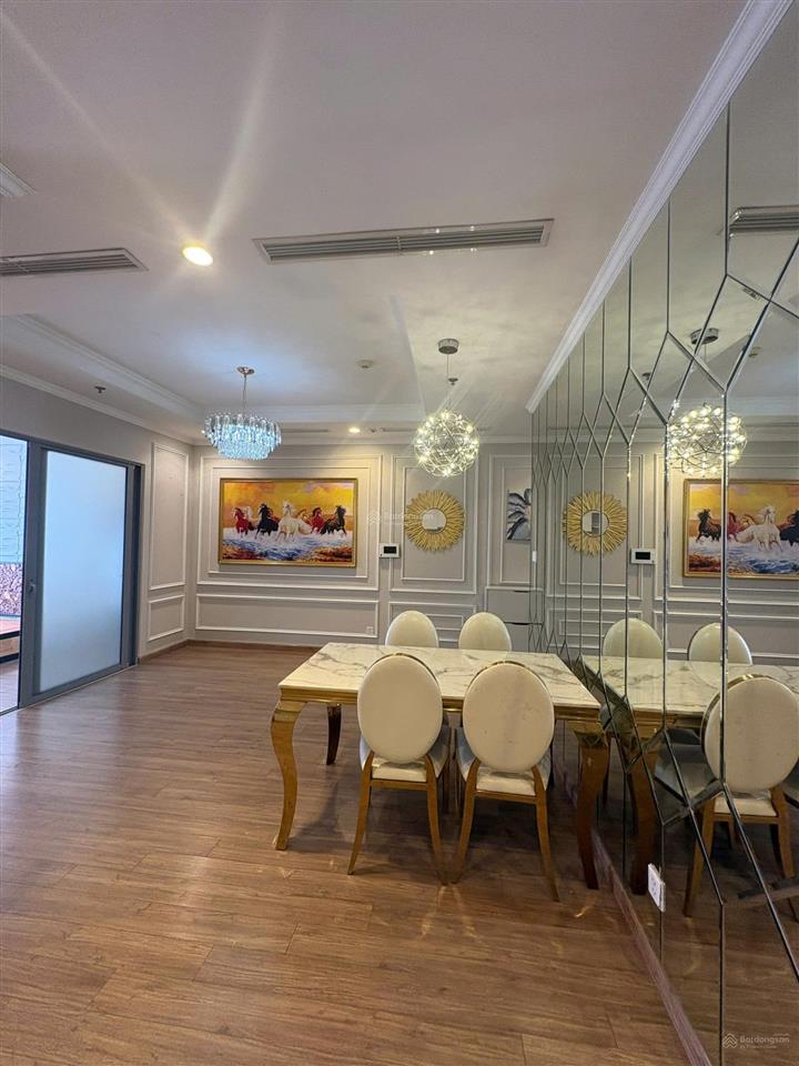 Bán căn hộ 1pn times city park hill  57m² full nội thất, ban công nam giá 6.6 tỷ