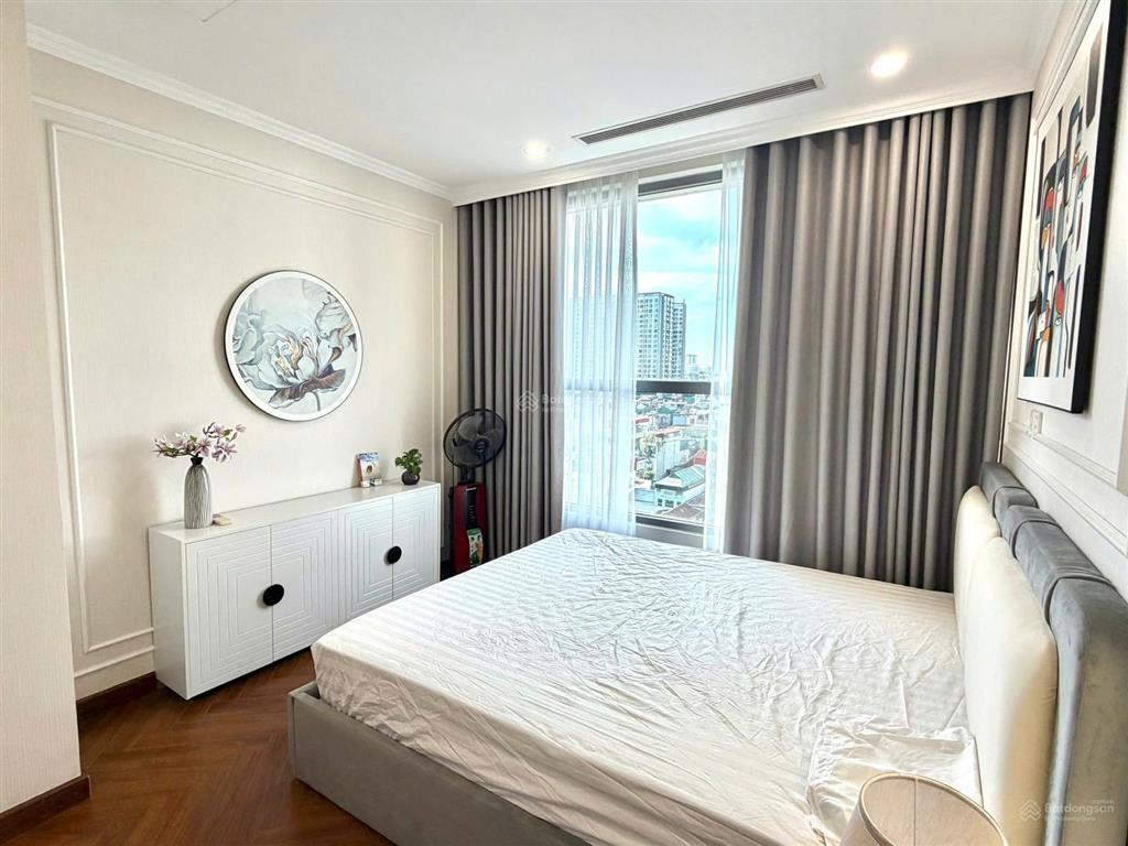 Bán căn hộ góc 3pn 101m2, sẵn sổ, ở ngay view thành phố cực thoáng tại times city park hill premium