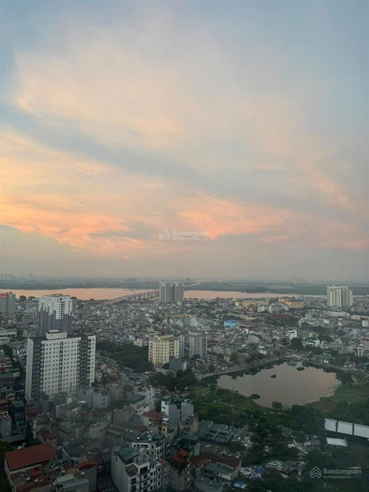 Bán căn góc đông nam 3 ngủ sáng có slot xe times city 110 m2 12,2 tỷ