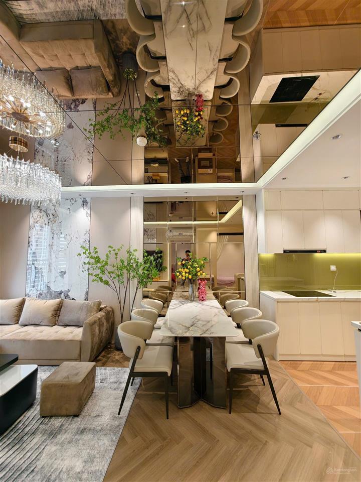 Flash sale căn hộ 2 phòng ngủ tại times city, full nội thất 83 m2 chỉ 7,1 tỷ
