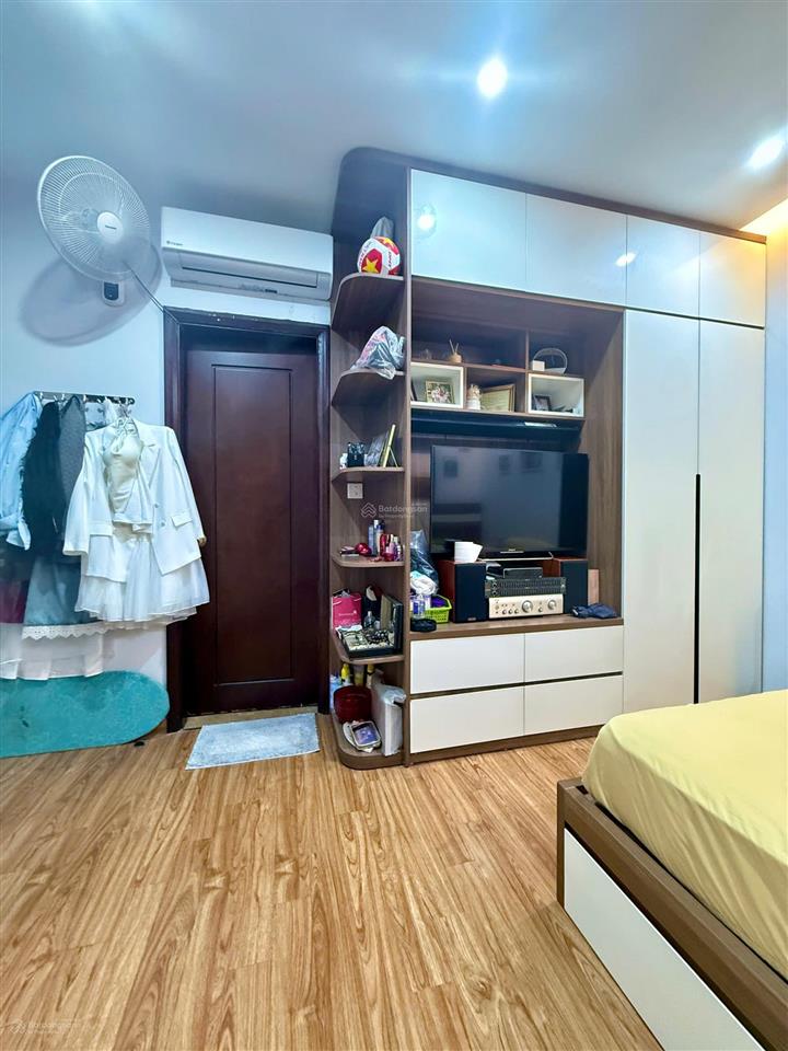 Bán căn hộ 95 m² tại times city có slot xe chỉ với 9.5 tỷ đồng